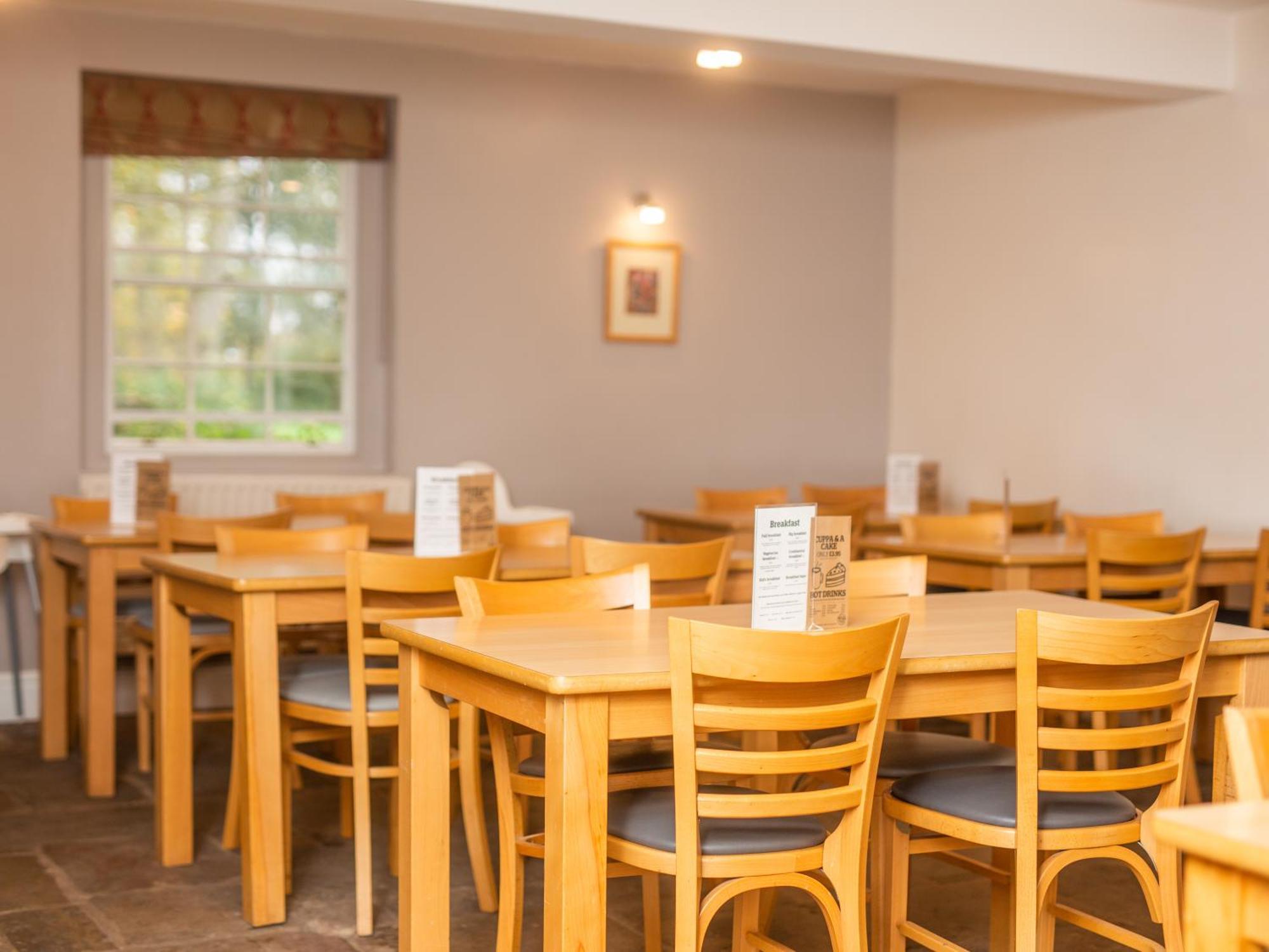 Yha Chester Trafford Hall Dunham-on-the-Hill Extérieur photo