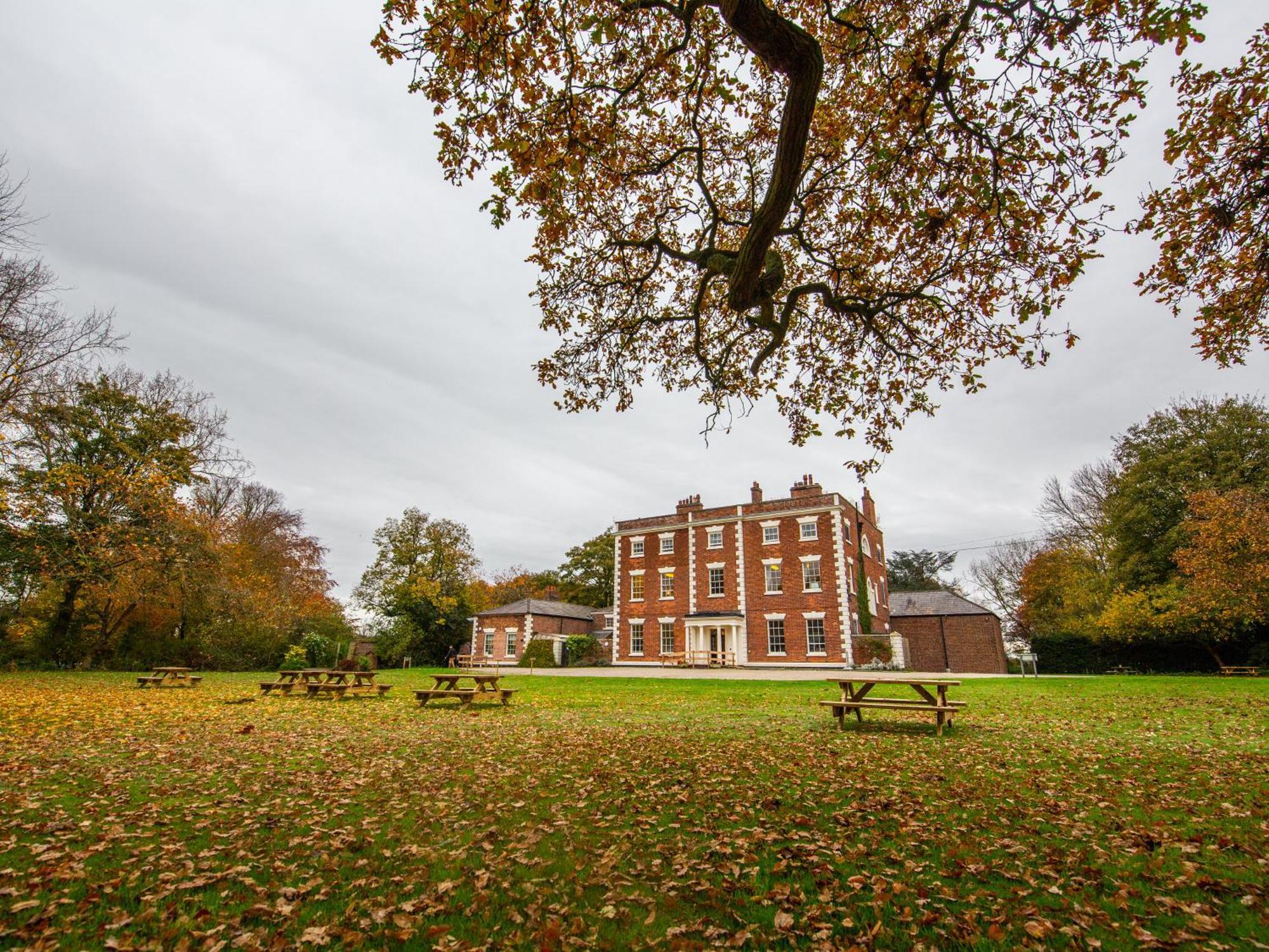 Yha Chester Trafford Hall Dunham-on-the-Hill Extérieur photo