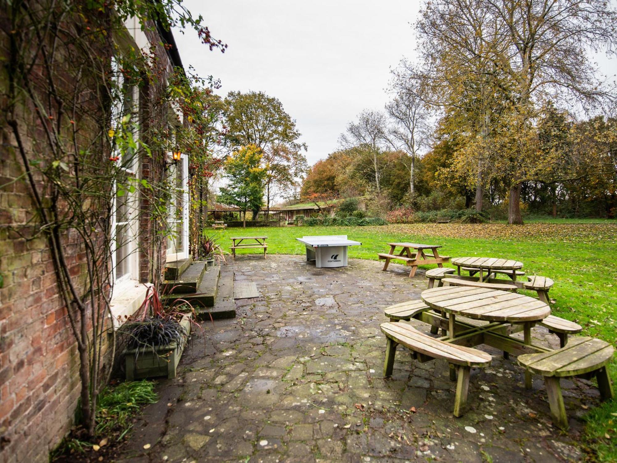 Yha Chester Trafford Hall Dunham-on-the-Hill Extérieur photo