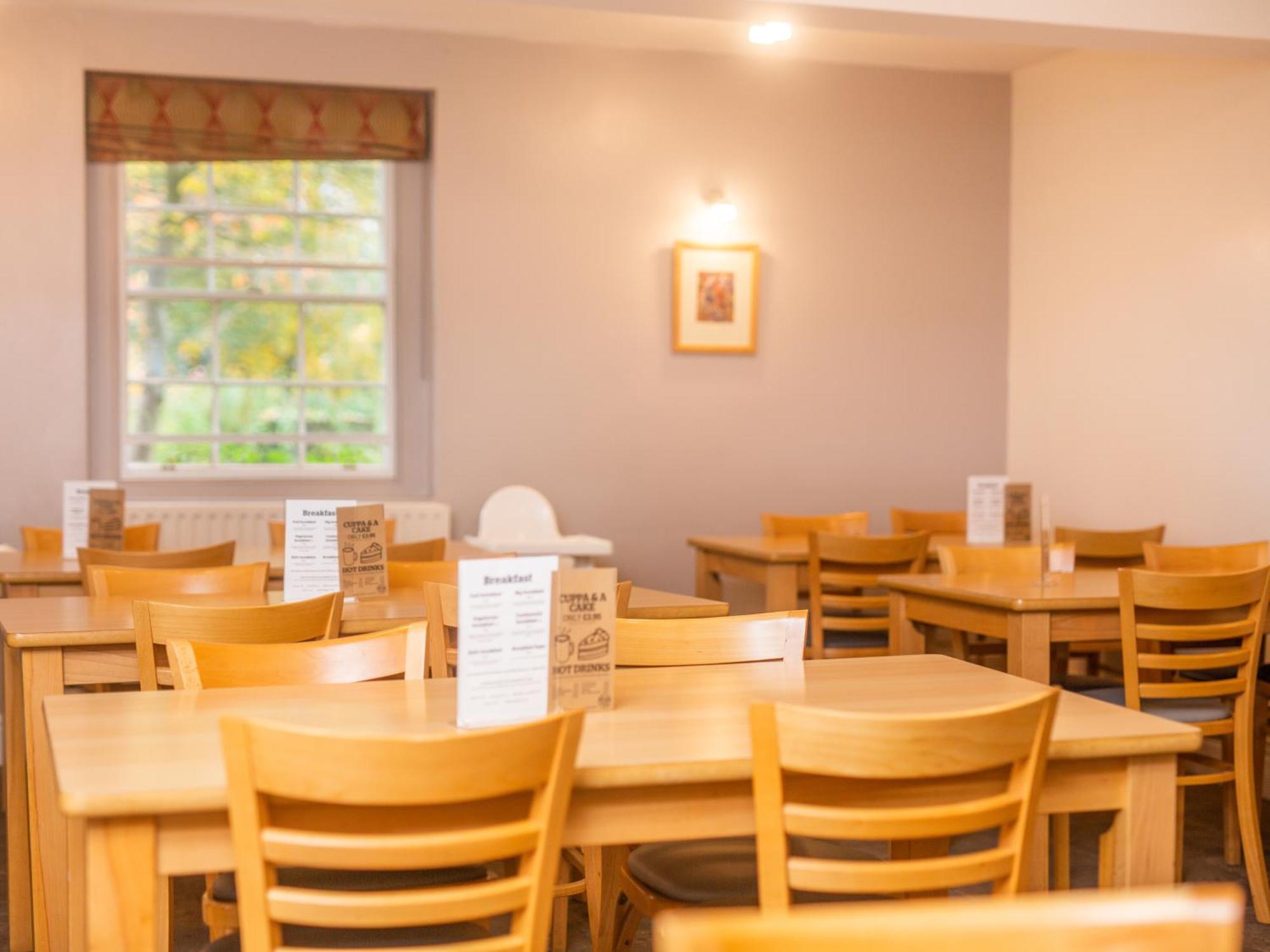 Yha Chester Trafford Hall Dunham-on-the-Hill Extérieur photo